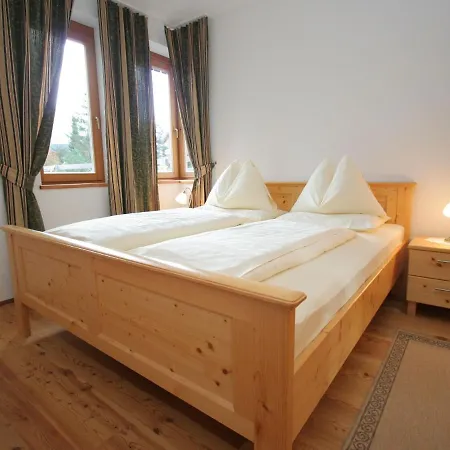 Spacious Near Ski Lift In *